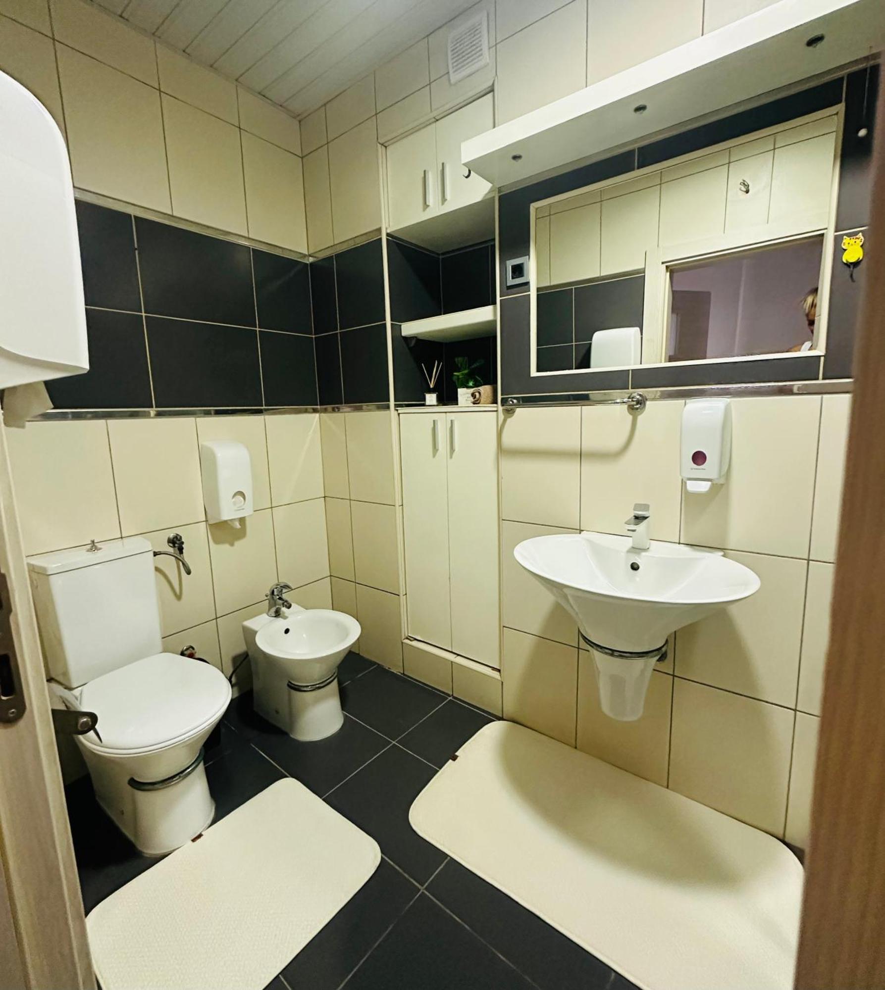 Urban Stay Скопье Экстерьер фото